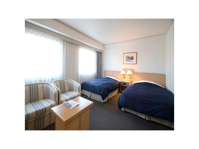 Hotel Excel Okayama Bagian luar foto